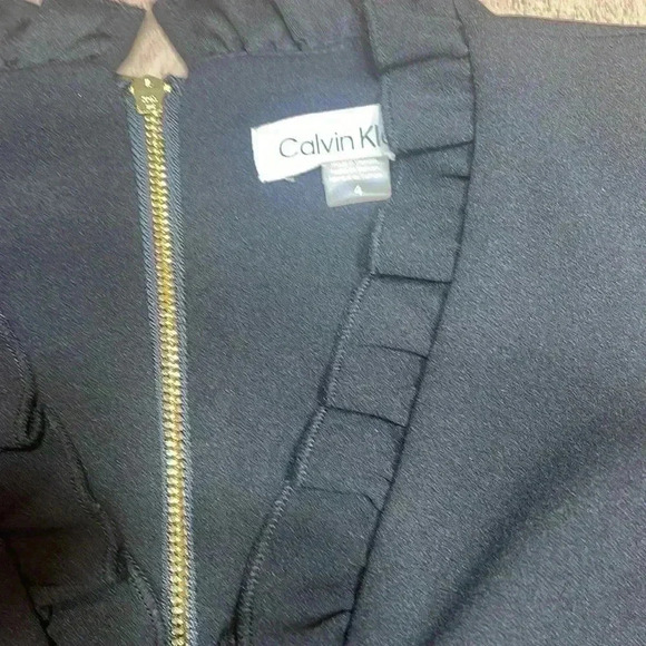 Calvin Klein pantsuit, size 4, NWT - Picture 4 of 7